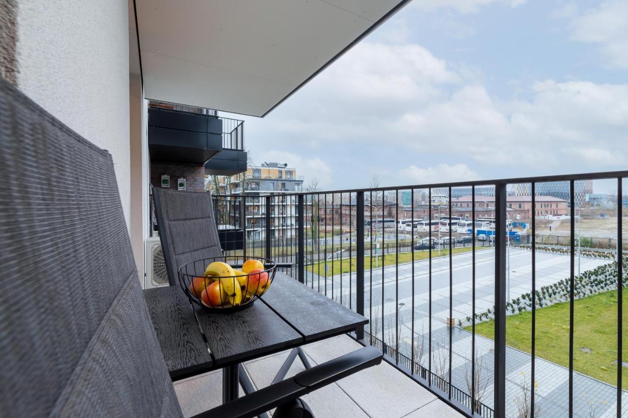 Movie Jacuzzi Apartment At The Main Station By Noclegi Renters Krakau Exterior foto